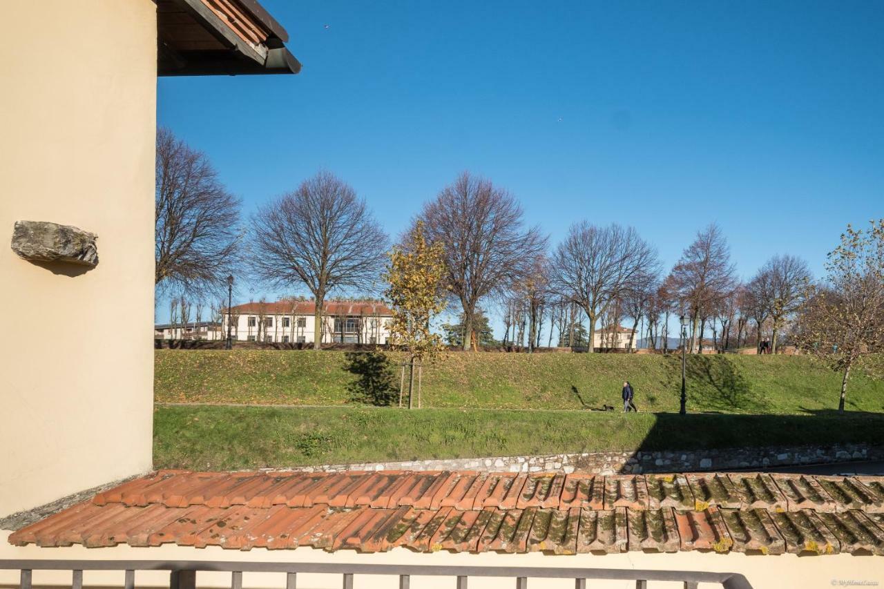 Апартаменты Tornese With Private Parking And Terrace Лукка Экстерьер фото